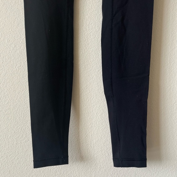 Lululemon High Rise Legging - Picture 8 of 8